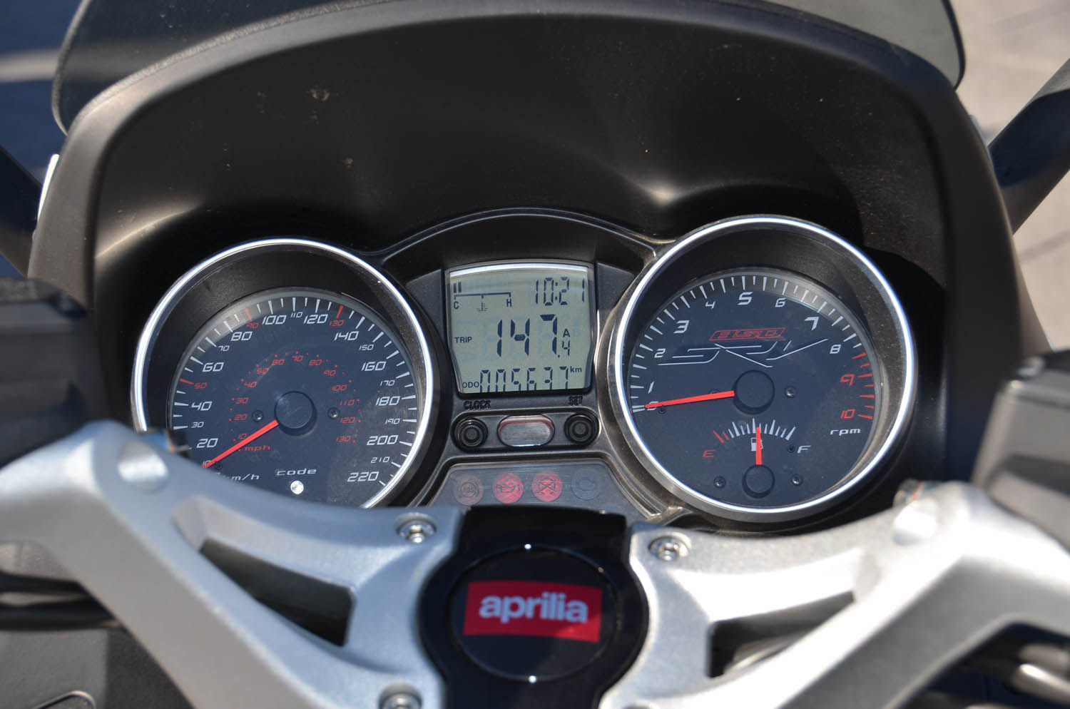 PRUEBA_APRILIA_SRV_850_MOTORPOINT_2013(1).JPG