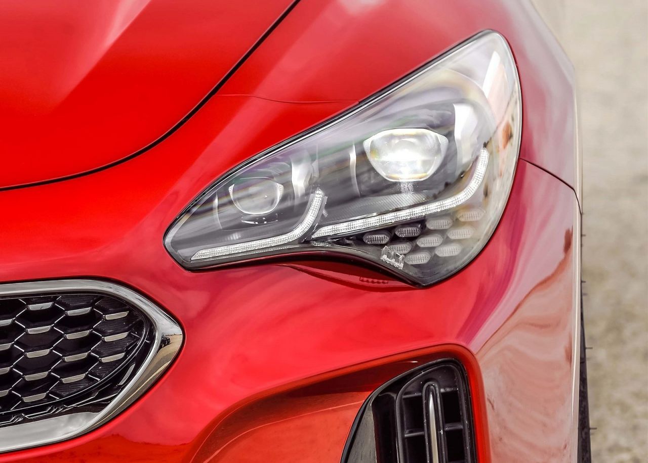 Detalles exteriores KIA Stinger