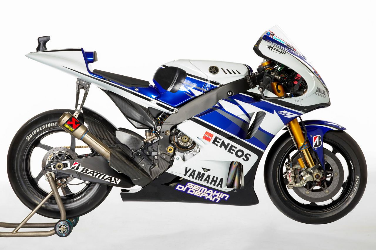 Yamaha M1 2012