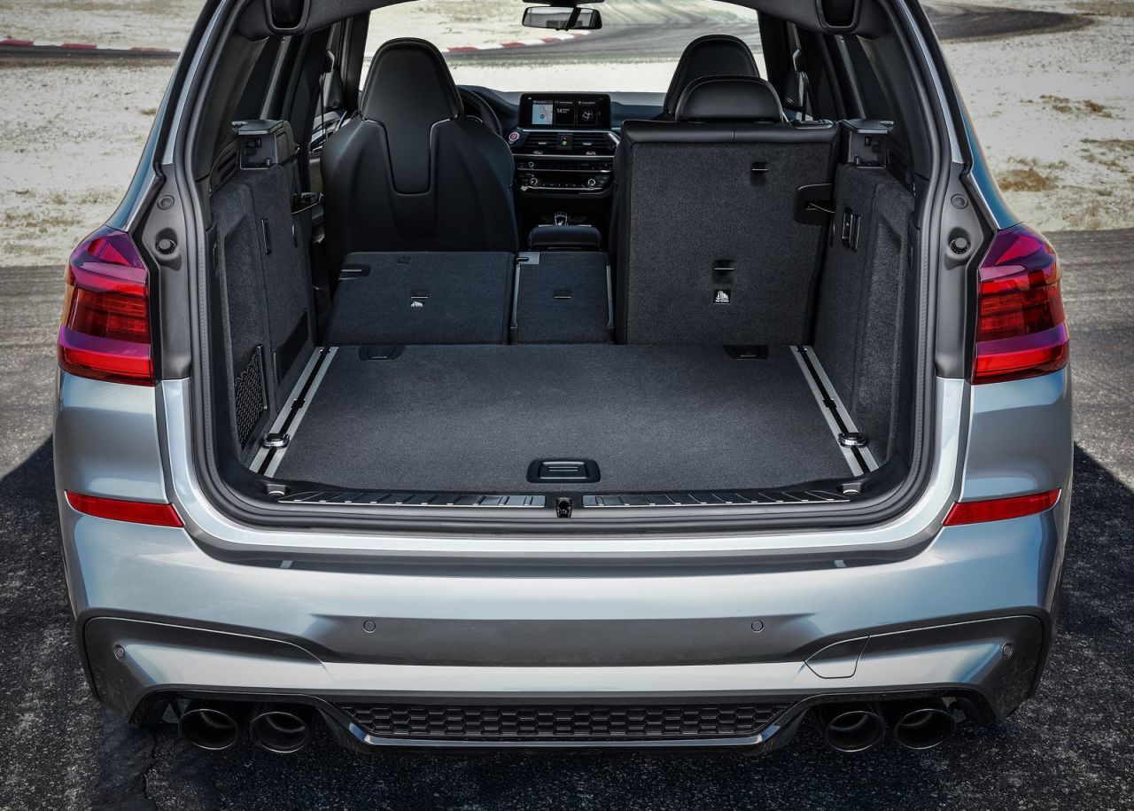 BMW M amplía su gama de modelos de altas prestaciones, incluyendo, por primera vez, modelos de los segmentos de tamaño medio Sports Activity Vehicle (SAV) y Sports Activity Coupe (SAC).H