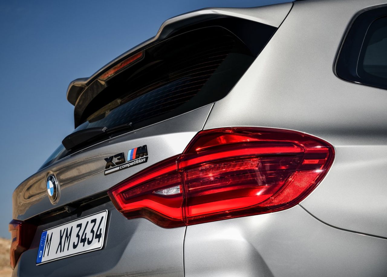 BMW M amplía su gama de modelos de altas prestaciones, incluyendo, por primera vez, modelos de los segmentos de tamaño medio Sports Activity Vehicle (SAV) y Sports Activity Coupe (SAC).H