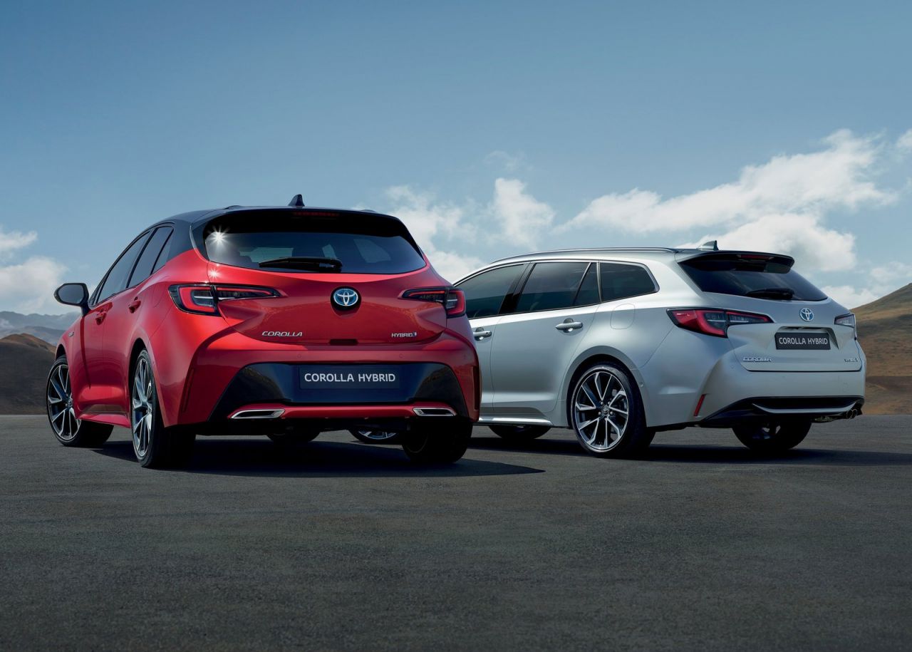 La versión familiar se se comercializan con seis niveles de equipamiento: Business Plus, Active, Active Tech, Feel!, Advance y Advance Luxury. Los tres primeros solo se ofrecen con el motor de menor potencia y los tres últimos únicamente al de 180 CV