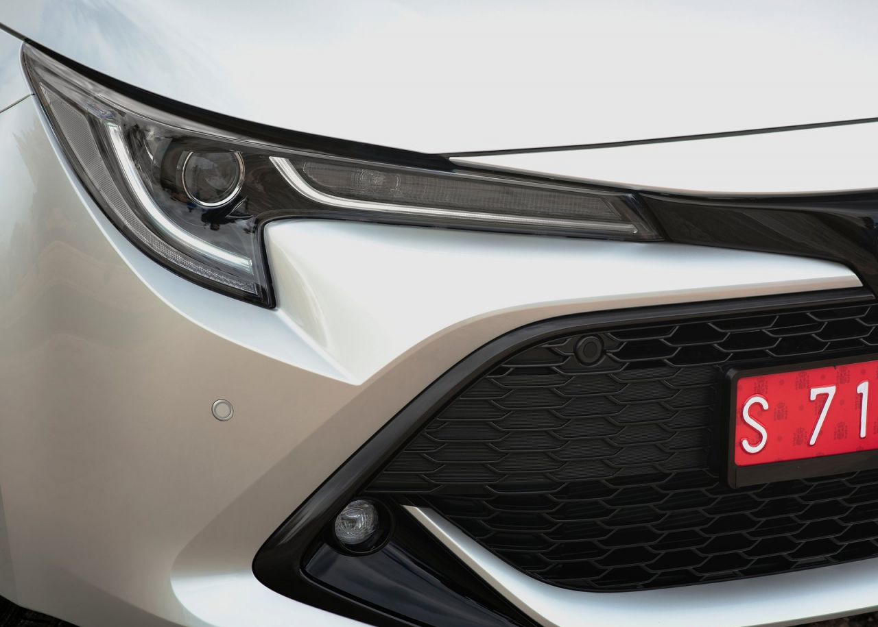 La versión familiar se se comercializan con seis niveles de equipamiento: Business Plus, Active, Active Tech, Feel!, Advance y Advance Luxury. Los tres primeros solo se ofrecen con el motor de menor potencia y los tres últimos únicamente al de 180 CV