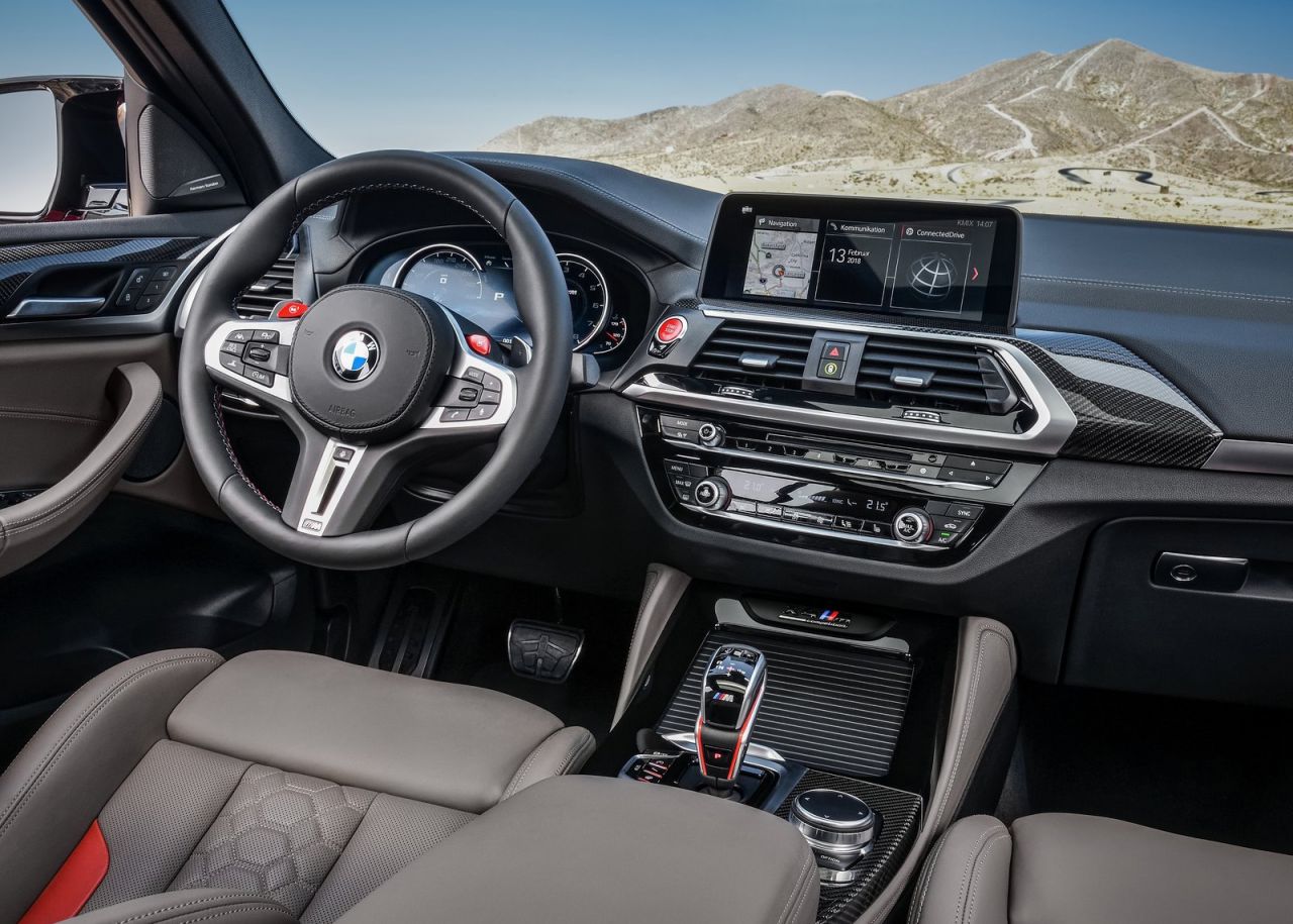 El motor más potente gasolina de seis cilindros en línea nunca visto en un coche BMW M aporta el músculo necesario para conseguir unas impresionantes prestaciones. La unidad, de nuevo desarrollo y elevado régimen de giro, dispone de tecnología M TwinPower Turbo. Con su cilindrada de 3 litros, genera una potencia máxima de 353 kW/480 CV y un par máximo de 600 Nm.