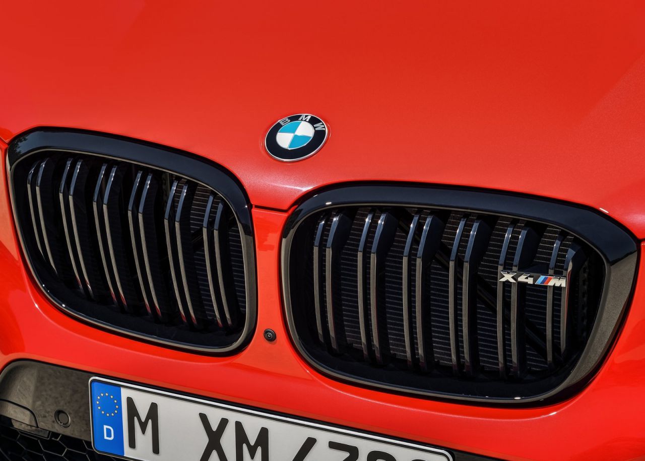 El motor más potente gasolina de seis cilindros en línea nunca visto en un coche BMW M aporta el músculo necesario para conseguir unas impresionantes prestaciones. La unidad, de nuevo desarrollo y elevado régimen de giro, dispone de tecnología M TwinPower Turbo. Con su cilindrada de 3 litros, genera una potencia máxima de 353 kW/480 CV y un par máximo de 600 Nm.