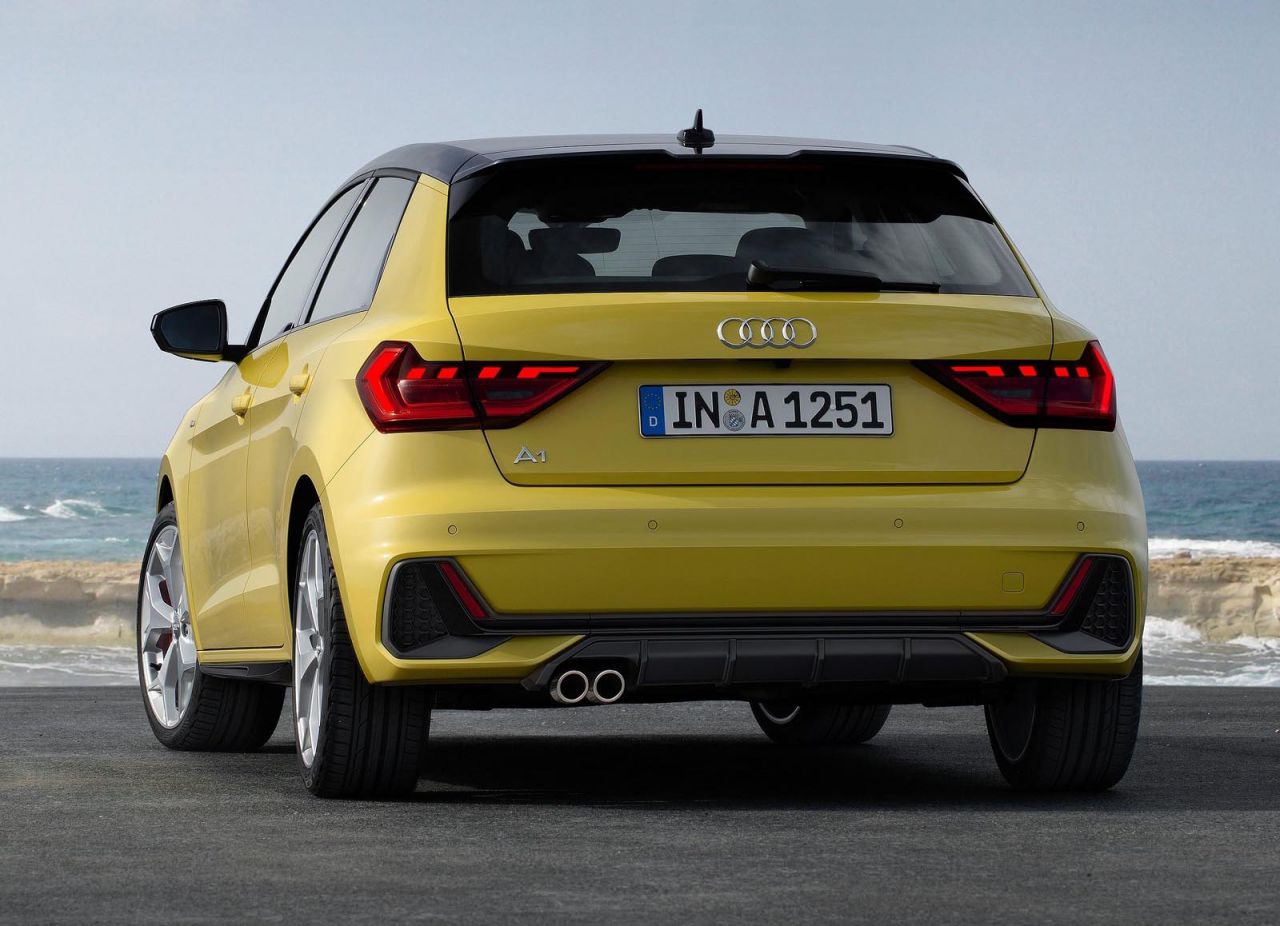 Audi-A1-Sportback-2019-motorpoint13.jpg