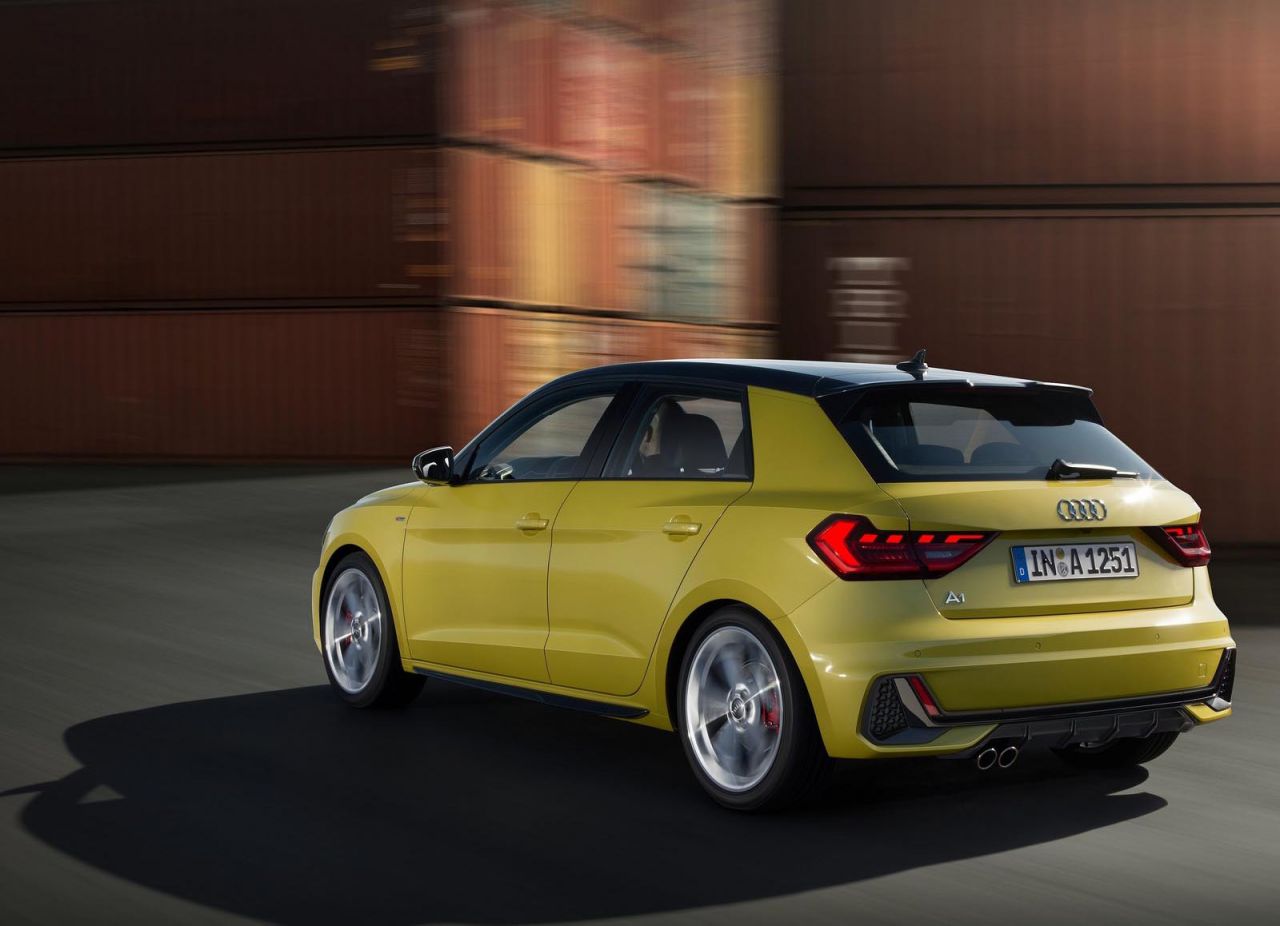 Audi-A1-Sportback-2019-motorpoint16.jpg