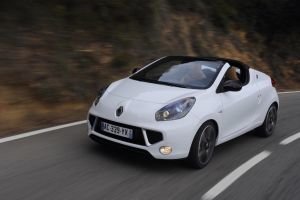 Renault wind: contacto con el cielo