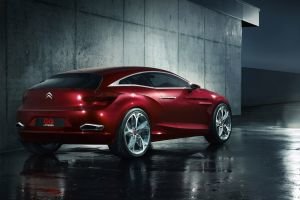 GQbyCITROËN – Diseñado por Citroën, vestido en Savile Row, fabricado con GQ