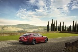 Panamera y Panamera 4: eficiente, ligero y rápido