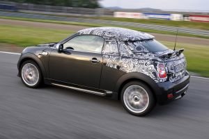 Mini presenta su primer biplaza: el Mini Coupé