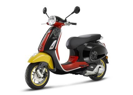 Nueva Vespa inspirada en Mickey Mouse