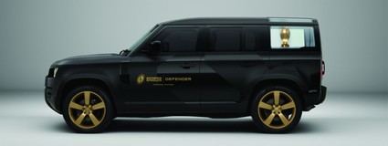 Defender presenta el vehículo oficial del trofeo para la Copa Mundial Femenina de Rugby 2025