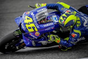 Rossi sorprende marcando el mejor tiempo del sabado