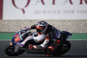 Albert Arenas gana la primera carrera de la temporada