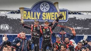 Neuville gana en Suecia y se pone líder del Campeonato