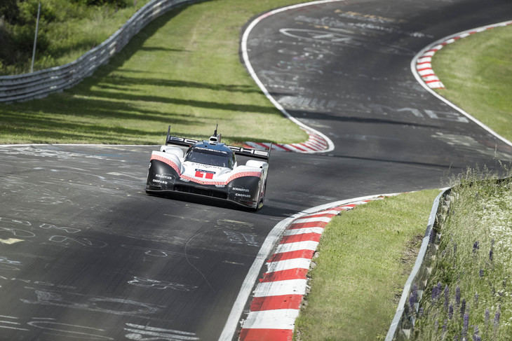 Impresionante récord del Porsche 919 Hybrid Evo en Nurburgring Nordschleife