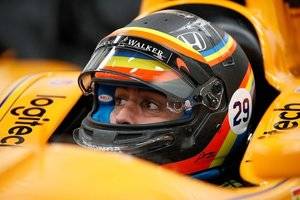 Alonso en tercer lugar por su participación en la Indy