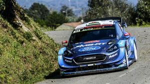 Evans, Tanak y Neuville separados por menos de 10 segundos