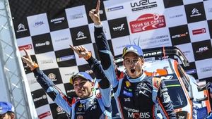 Neuville sorprendido él mismo por su victoria