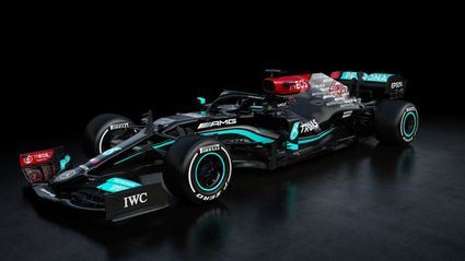 Mercedes W12 el coche a batir