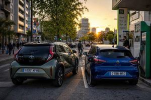 Los coches con etiqueta ECO que menos consumen en ciudad en 2026