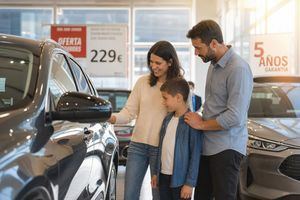 Comprar un coche nuevo en España en 2026 cuesta mucho más de lo que parece: estos son todos los gastos