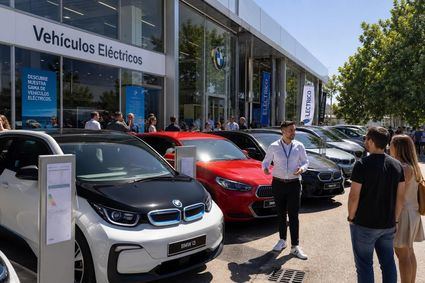 Las ventas de coches se disparan un 11,8% en agosto: los electrificados ya rozan el 28%