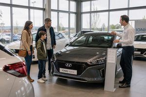 Estos coches han envejecido mejor de lo que nadie esperaba: ahora pueden ser una compra inteligente