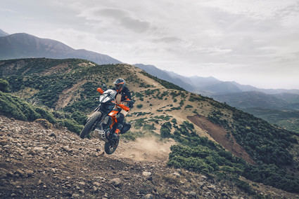 KTM 390 ADVENTURE 2024, perfecta para cualquier tipo de carretera