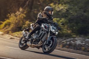 QJ MOTOR revoluciona su gama deportiva con las nuevas SRK 800, 800RR y 921 de cuatro cilindros