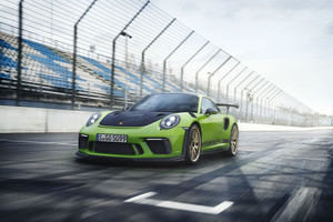 Porsche 911 GT3 RS con 520 CV