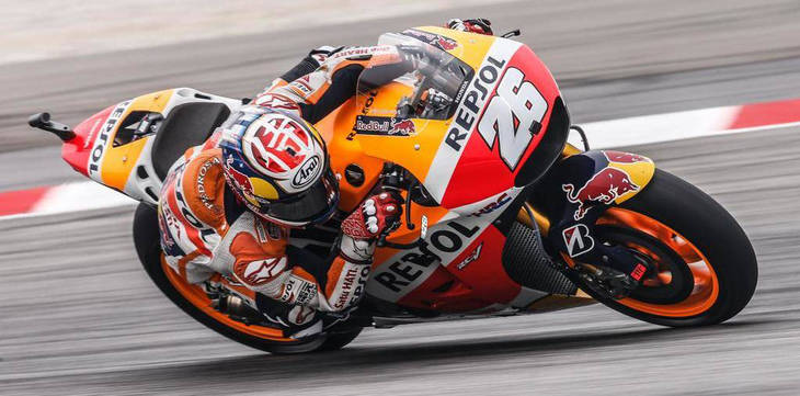 Victoria de Pedrosa y Rossi saca de la pista a Márquez