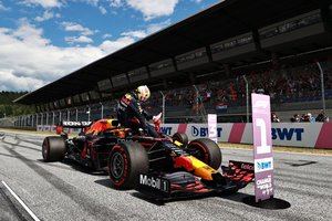 Verstappen supera a un sorprendente Norris y se lleva la pole del GP de Austria