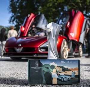 El nuevo Alfa Romeo 33 Stradale ganó el codiciado "Design Concept Award"