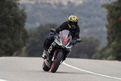 Probamos la novedosa Aprilia RS 660