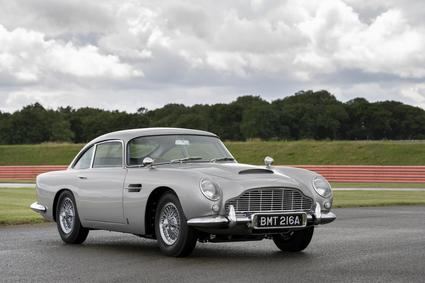 El Aston Martin DB5 de 007 vuelve a ver la luz