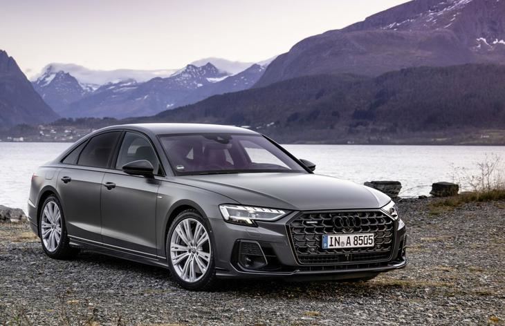 Audi completa su buque insignia con el A8 TFSIe