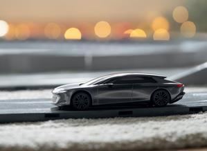 Scalextric lanza una edición limitada del coche del futuro de Audi