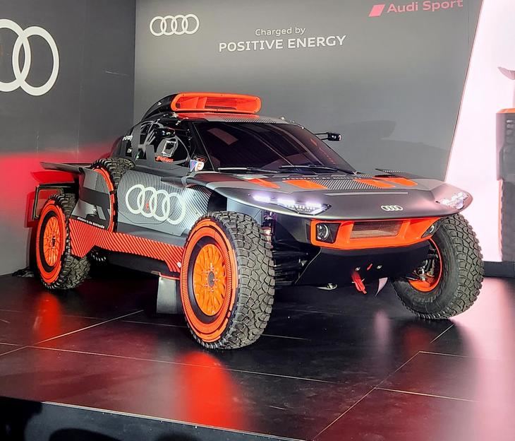 Audi presenta la última versión del RS Q e-tron en el Circuito de Madrid Jarama - RACE