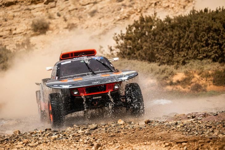 El Audi RS Q e-tron E2 muestra sus mejoras en el Rally de Marruecos