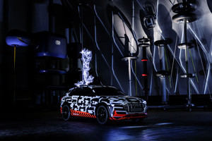 El Audi e-tron prototype en una jaula de Faraday