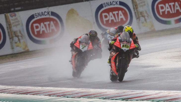 Bautista, tercero en la primera carrera italiana
