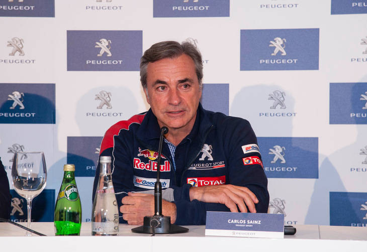 Carlos Sainz: 'El Dakar va a ser muy complicado, pero lo importante es ganar'