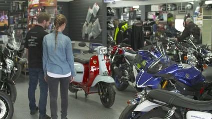 Las matriculaciones de motos caen un 28,3% en Julio