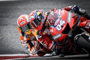 Dovizioso superó a Márquez en la última curva