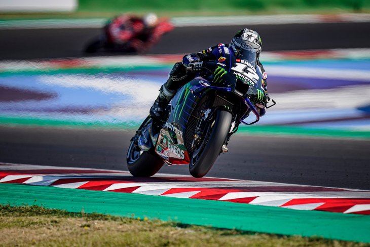 Viñales repite con pole y vuelta rápida en Misano