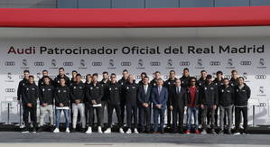 Les entregan los nuevos Audi a la primera plantilla de jugadores del Real Madrid CF
