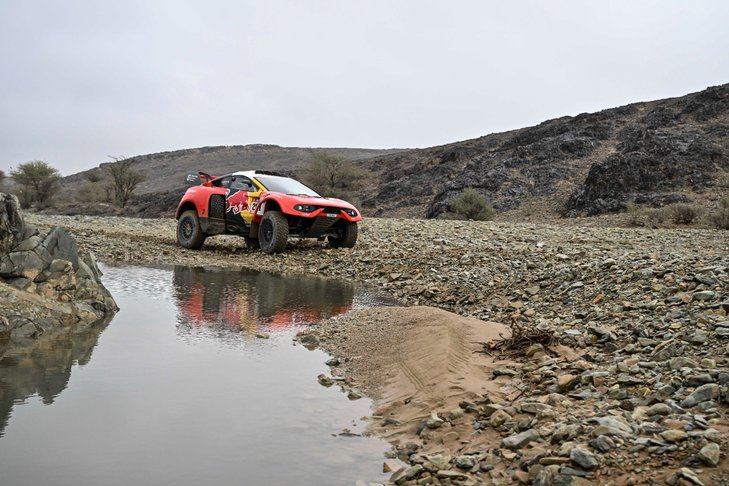 Sébastien Loeb logra la victoria en la octava etapa del Dakar 2023