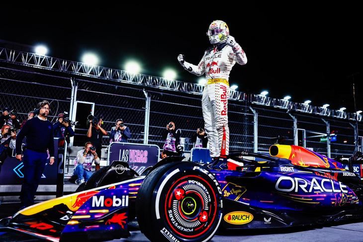 Max Verstappen logra una gran victoria en el Gran Premio de Las Vegas